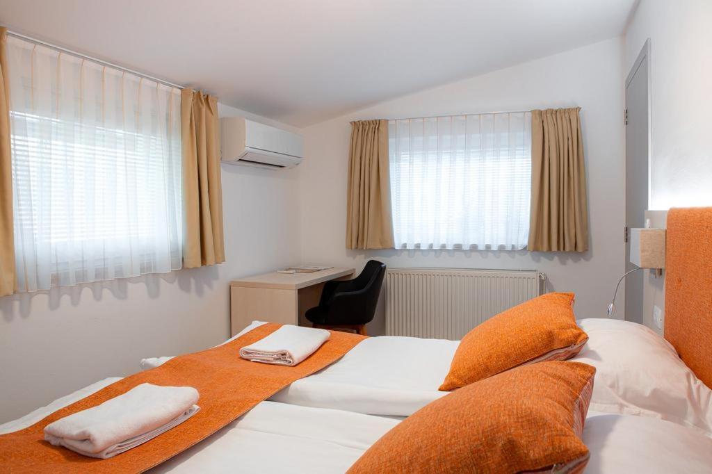Hotel Gostilna Vovko Novo Mesto Luaran gambar