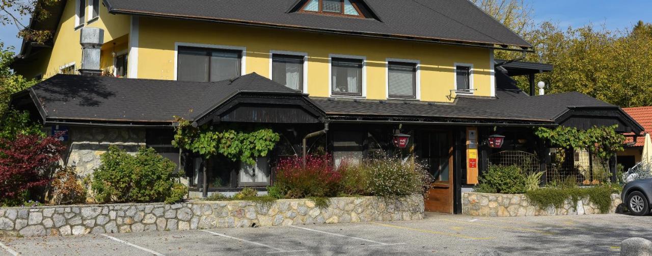 Hotel Gostilna Vovko Novo Mesto Luaran gambar